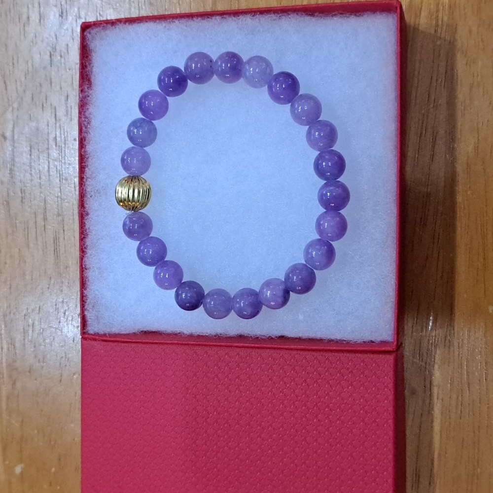 Lavender Mountain Jade Stone Bracelet - Picture 5 of 5